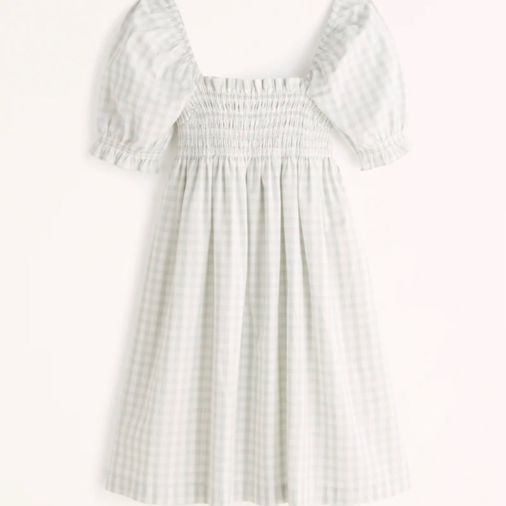$70 Abercrombie Smocked Bodice Mini Dress